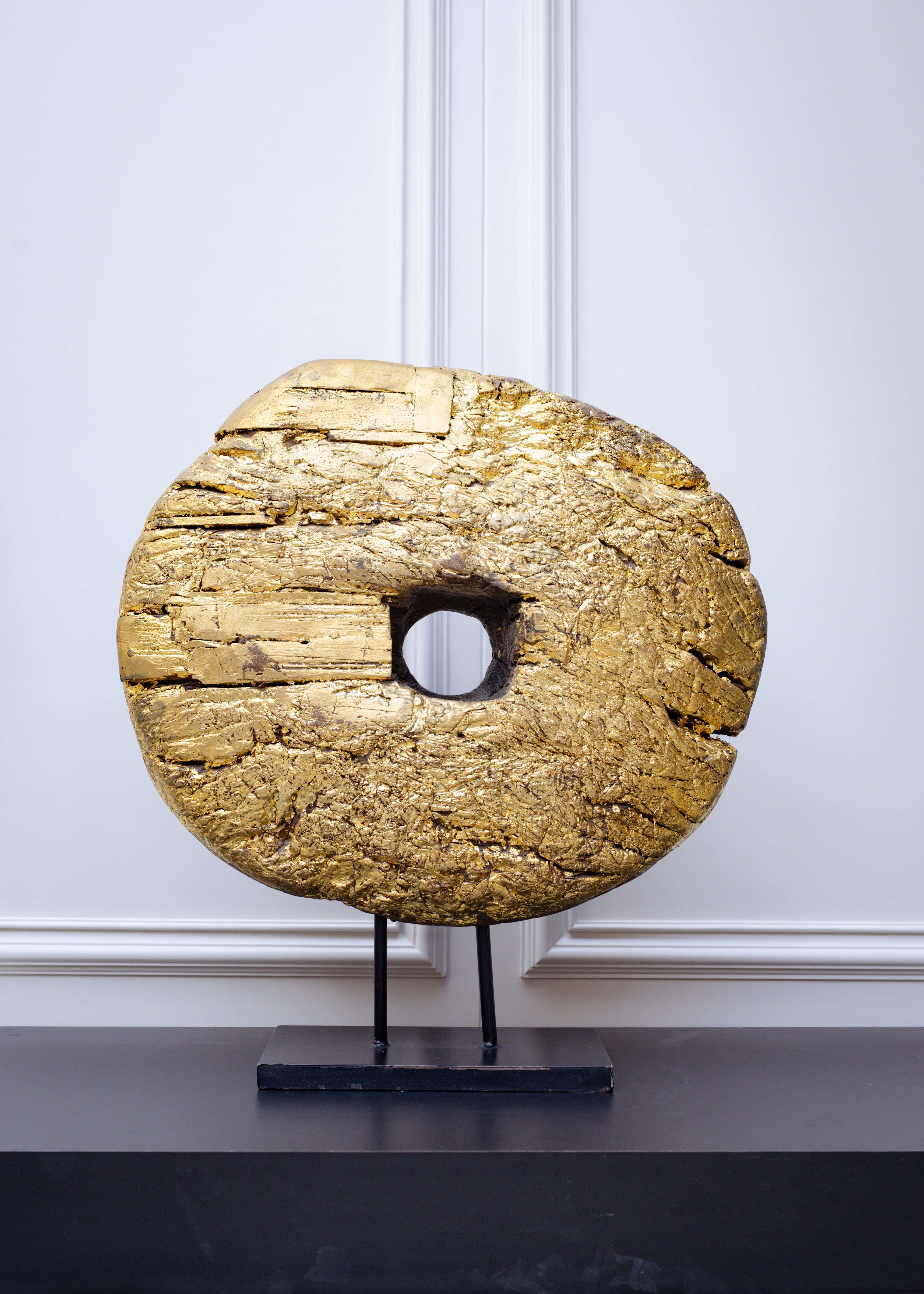 GOLD PULLEY SCULPTURE